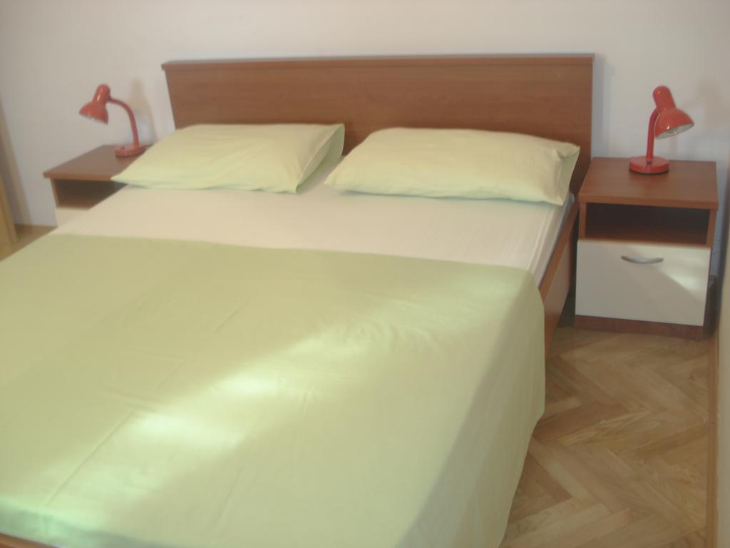 Apartments Smiljana Omiš Esterno foto