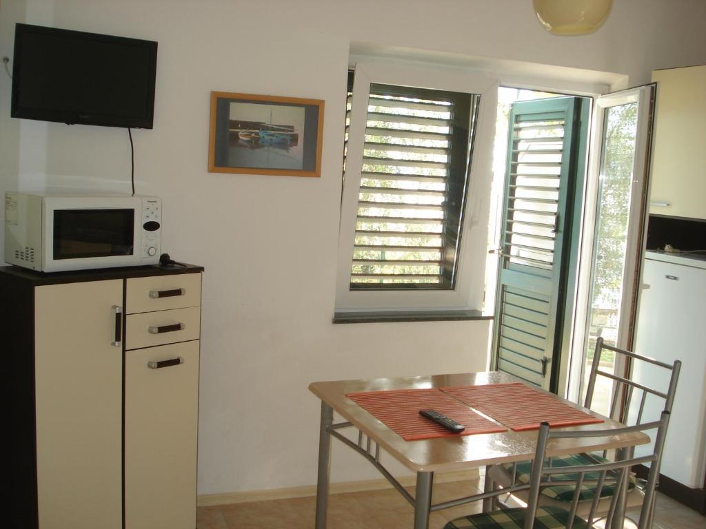 Apartments Smiljana Omiš Esterno foto