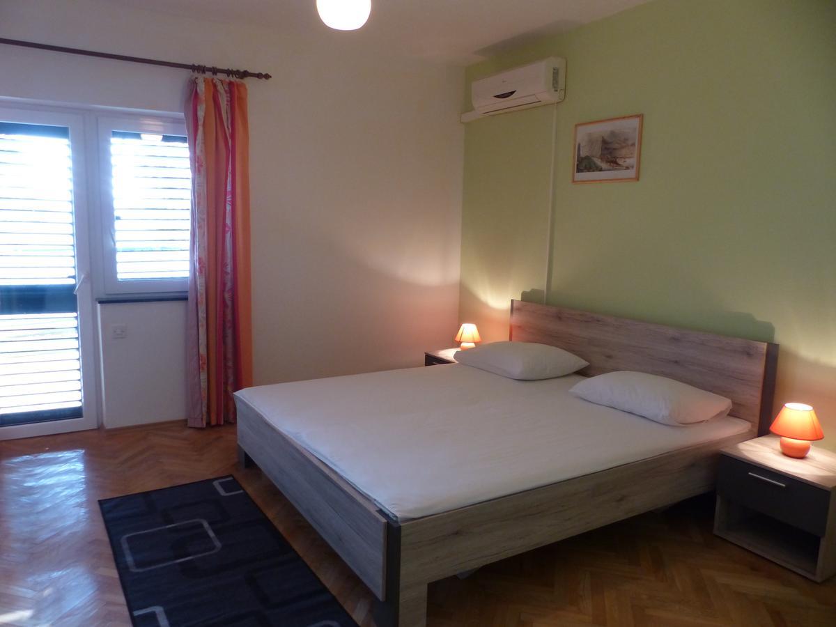 Apartments Smiljana Omiš Esterno foto